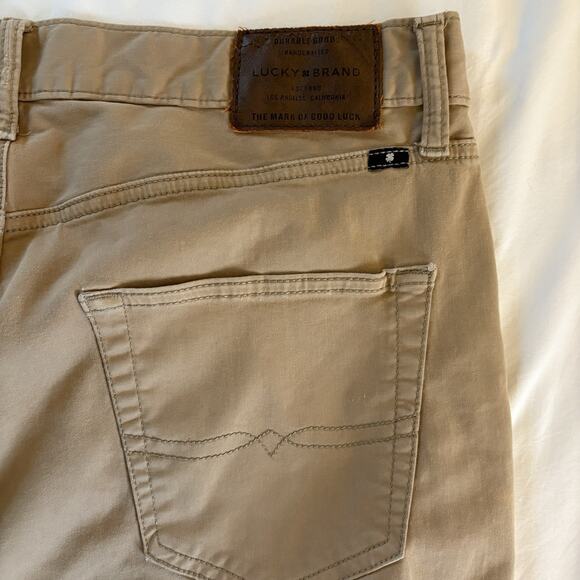 Lucky Brand Men’s 410 Athletic Slim Tan Pants/Jeans Size 34x32 Actual 36x31.5 - Picture 11 of 16